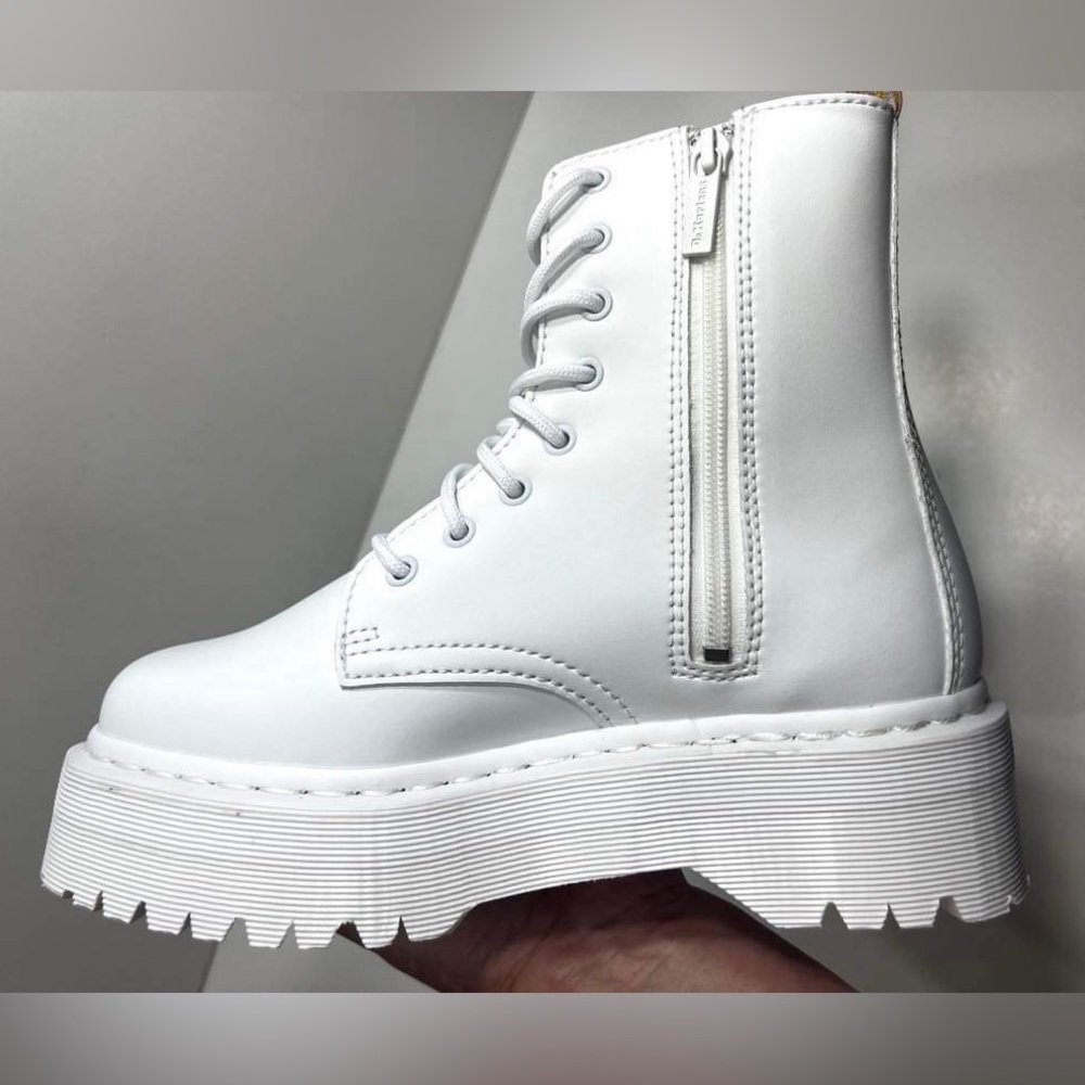 Dr. Martens Unisex Women’s SZ.9/Men’s 8 Vegan Jadon II Platform White Boots New - Picture 10 of 13